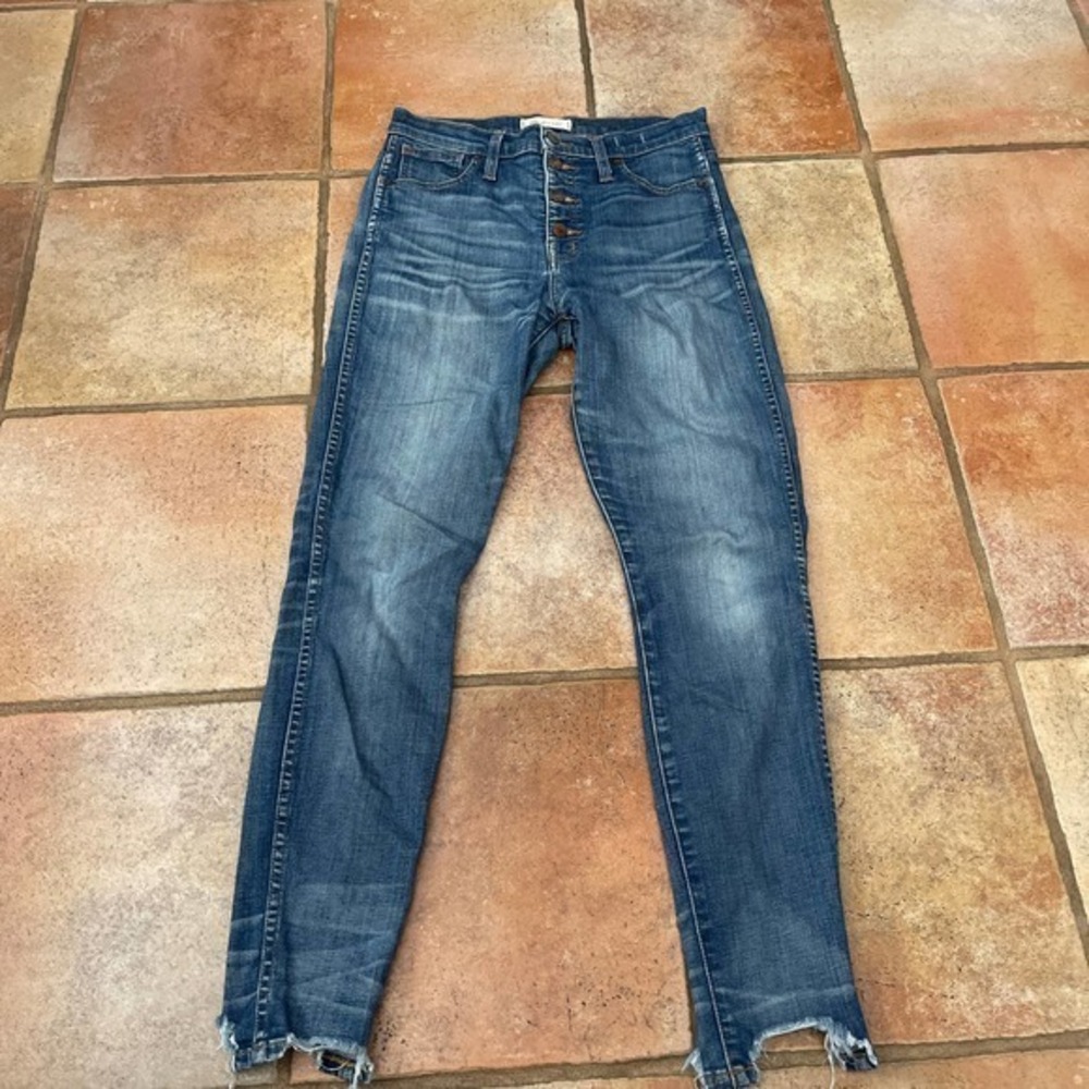 Madewell 10” High rise skinny frayed hem button fly jeans